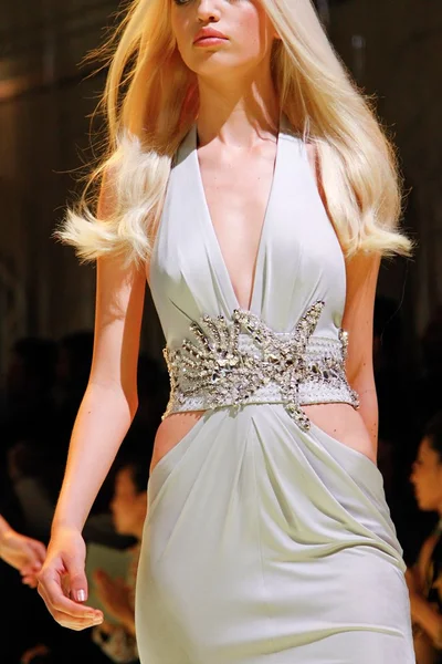 Look 73